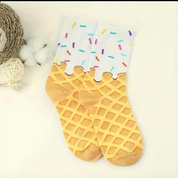 🔥FASHIONABLE SOCKS🔥 - Picture 3 of 5